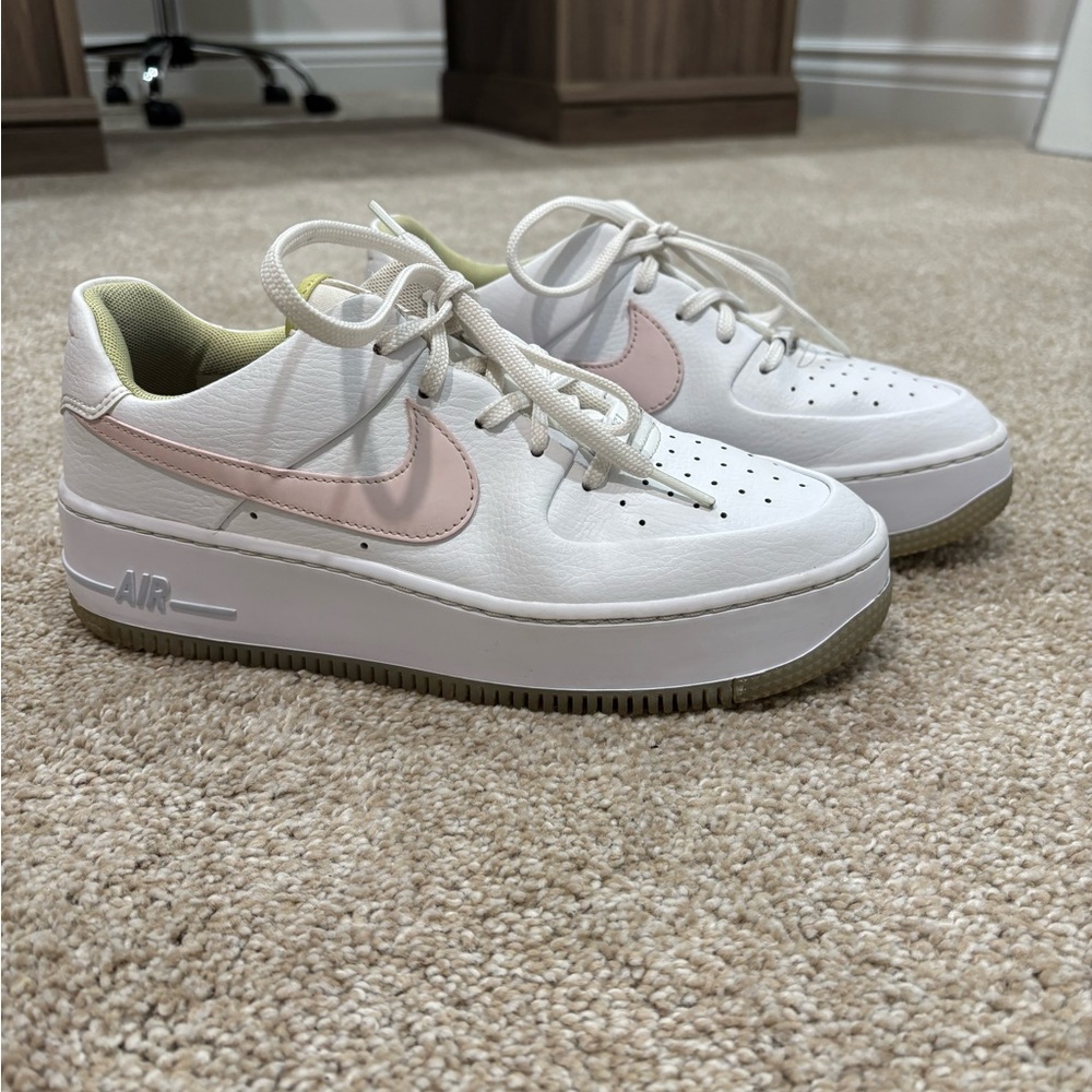 Nike Women's White and Pink Air Sneakers